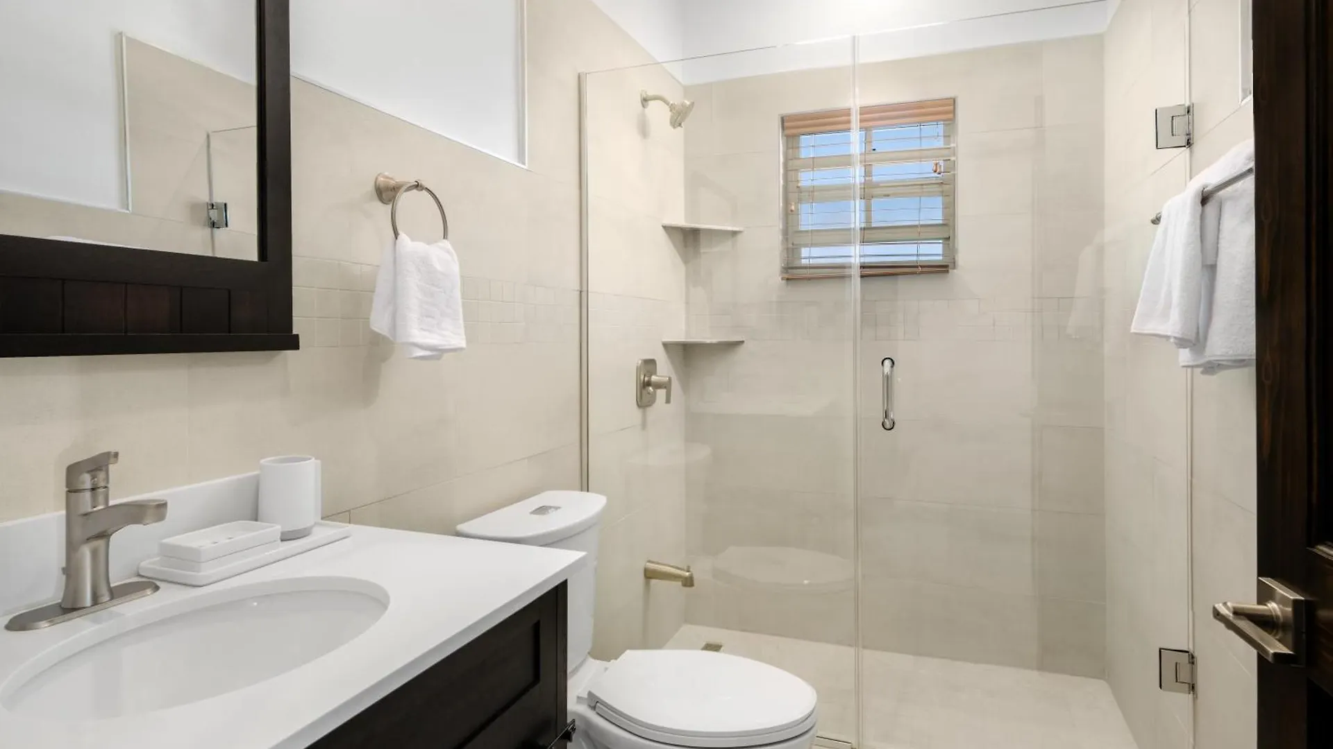 Ridge 2 Bedroom Cockburn Town 0*,  Islas Turks y Caicos